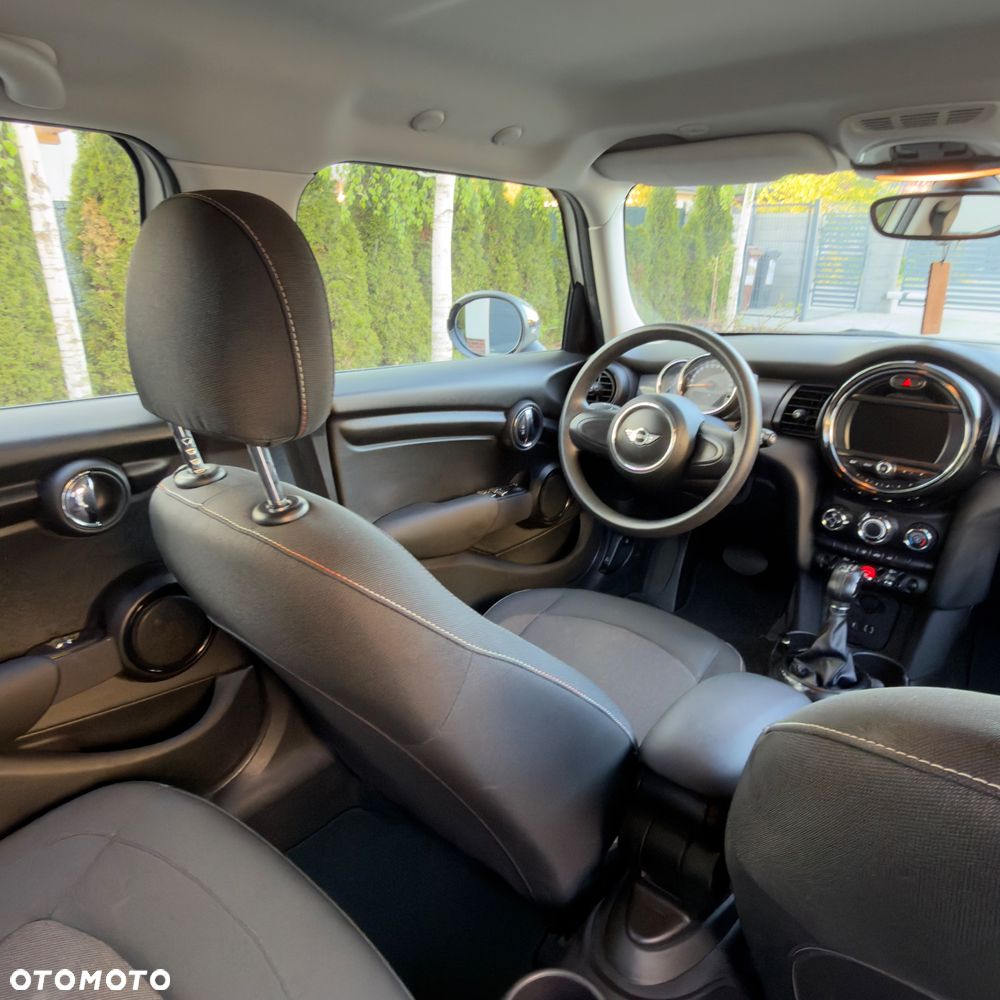 MINI Cooper Standard - 20