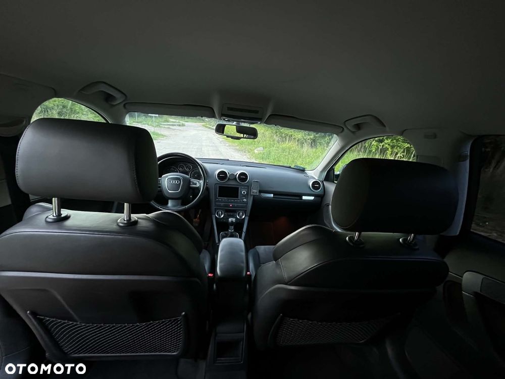 Audi A3 Sportback 2.0 TDI Ambition - 10