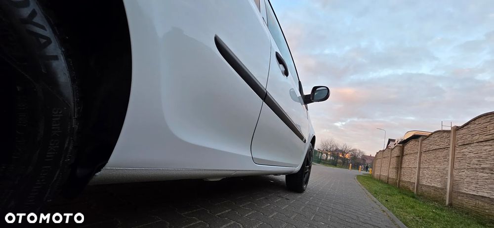 Renault Clio 1.5 dCi 70 Expression - 10