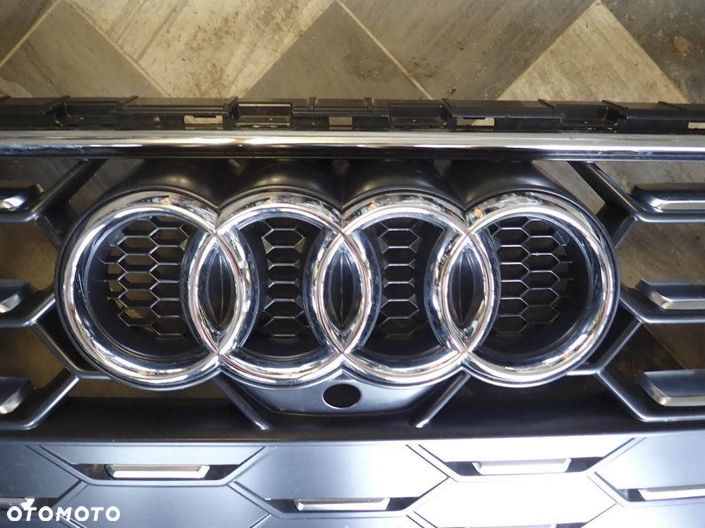 AUDI S4 B9 LIFT GRILL 8W0 853 651 DK - 5