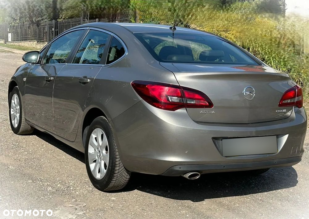 Opel Astra - 5