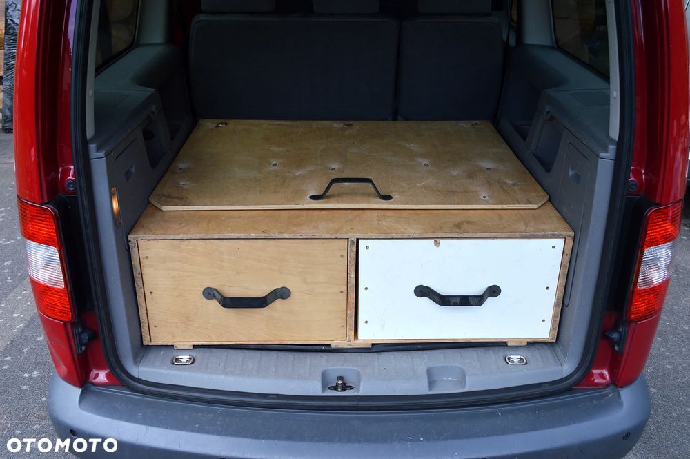 Volkswagen Caddy Maxi - 18