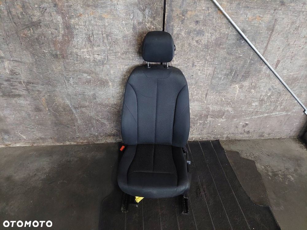 FOTEL LEWY PRZÓD BMW F30 - 2