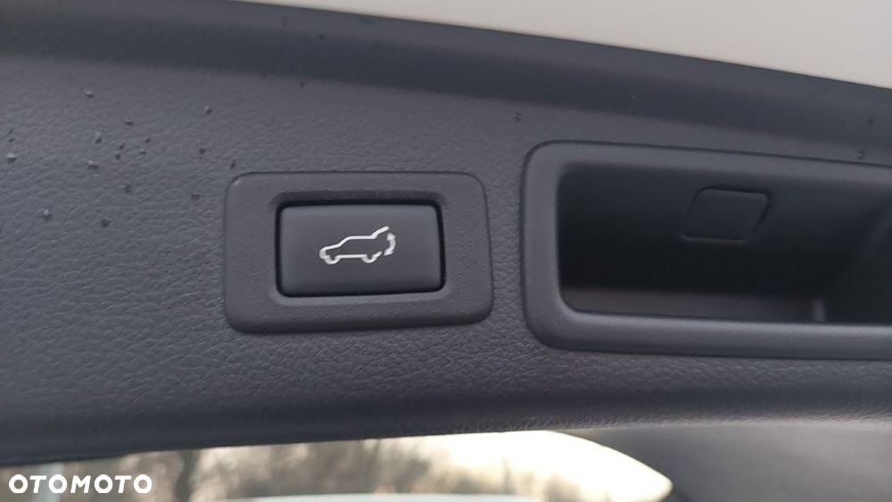 Subaru Forester 2.0 XT Platinum Lineartronic - 39