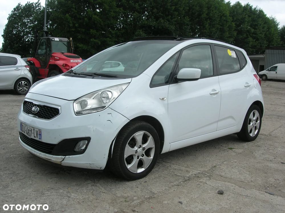 Kia Venga - 4