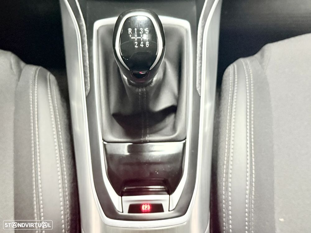 Peugeot 308 BlueHDi FAP 130 Stop & Start Active Pack - 19