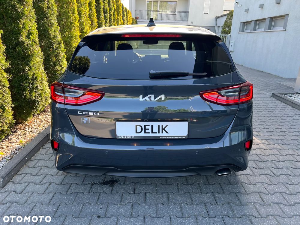 Kia Ceed 1.5 T-GDI Tribute - 12