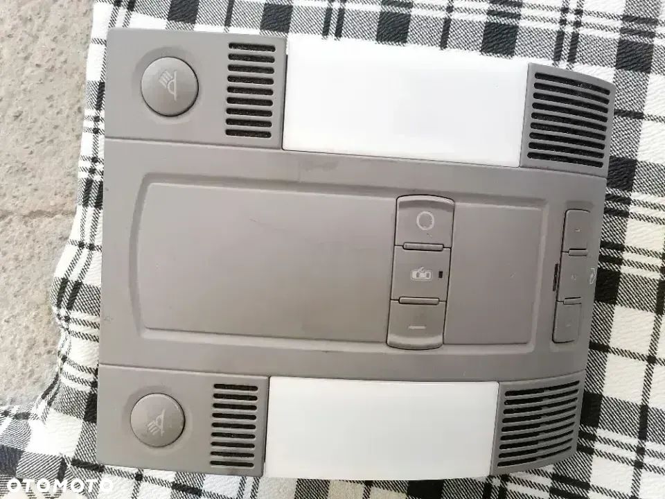 Lampka Podsufitki Link Home Pamięć Bram Audi A8 D3 - 1