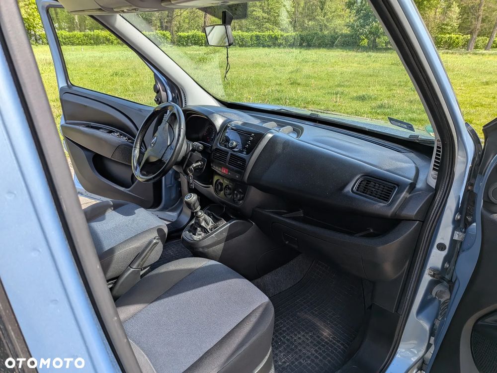 Opel Combo 1.6 CDTI Cosmo - 9