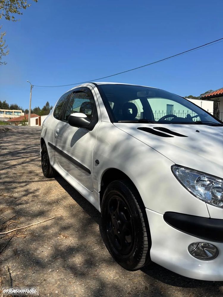 Peugeot 206 - 6