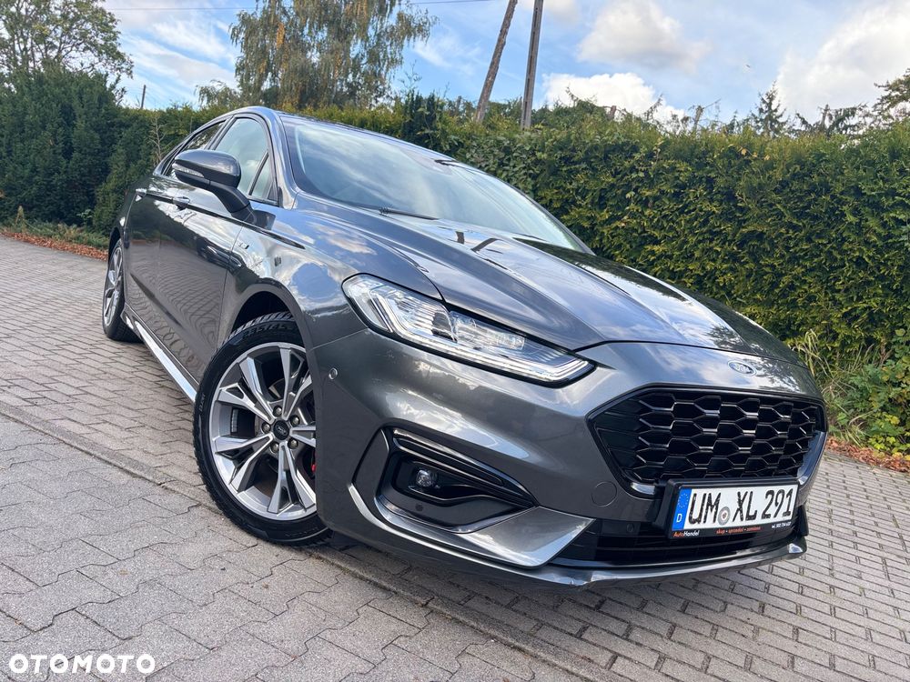 Ford Mondeo 2.0 Hybrid ST-Line X - 2
