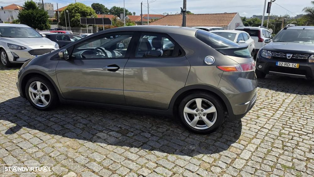Honda Civic 1.4 Comfort - 3