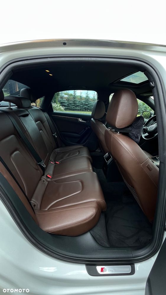 Audi A4 Limousine - 26