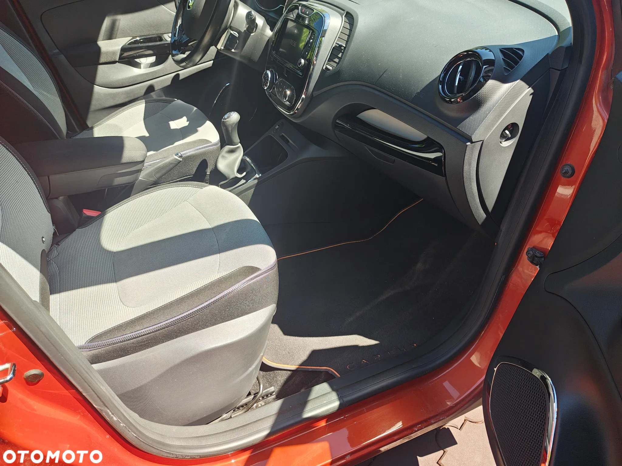 Renault Captur 0.9 Energy TCe Intens EU6 - 26
