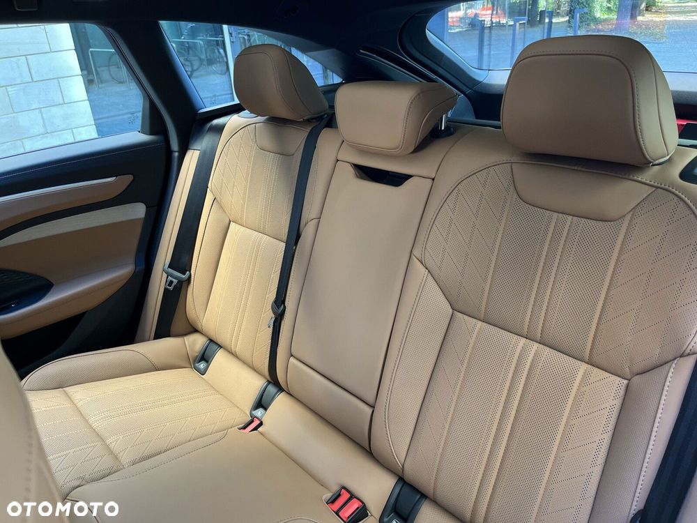 Audi A6 Allroad - 17