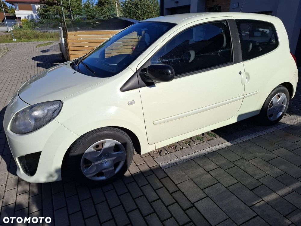 Renault Twingo 2011 photo 2