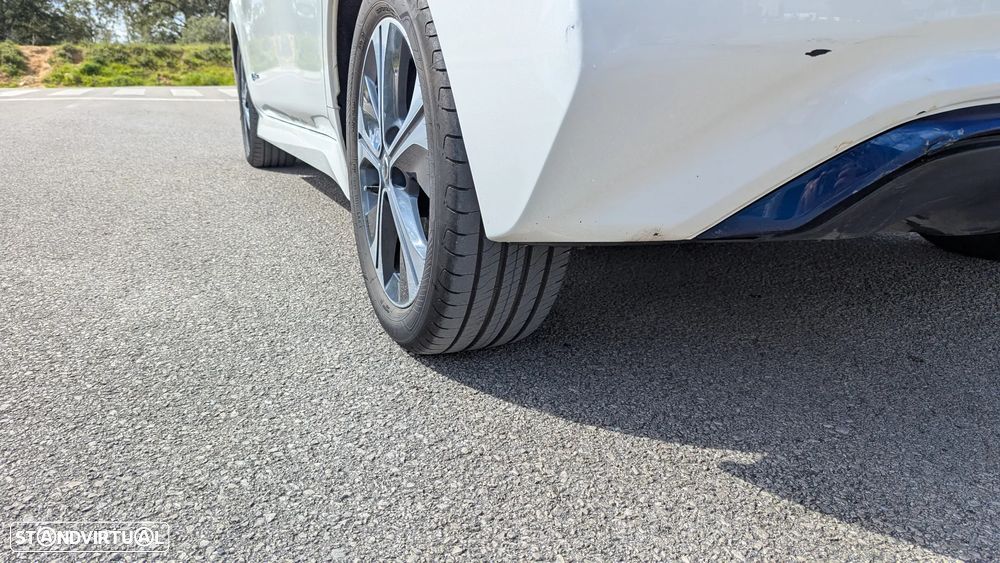 Nissan Leaf N-Connecta - 9