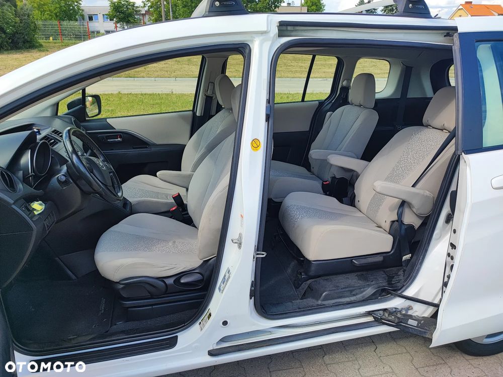 Mazda 5 - 7