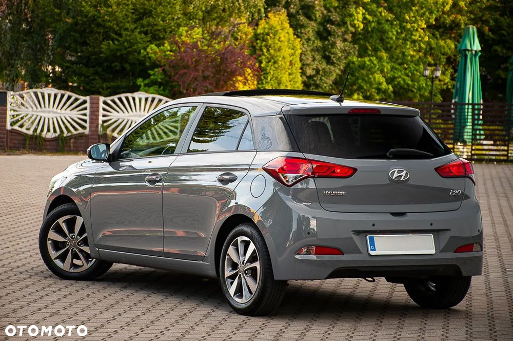 Hyundai i20 blue 1.2 Advantage+ - 21