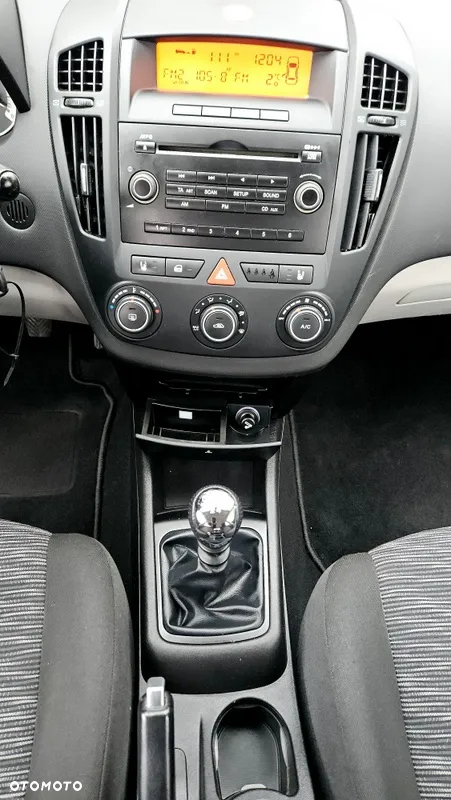 Kia Ceed Cee'd 1.6 Comfort - 12