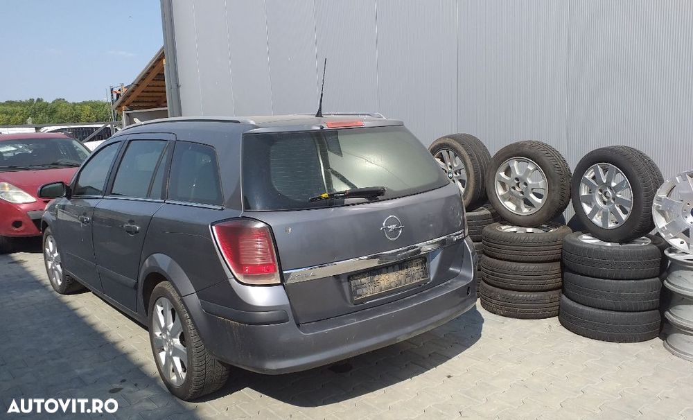 Dezmembram Opel Astra H,1.7 cdti,an fabr 2006 - 3
