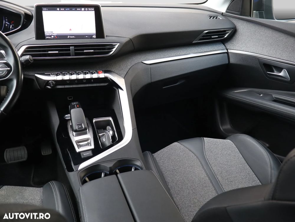 Peugeot 3008 PureTech 130 Stop & Start GPF EAT8 Allure Business-Paket - 14