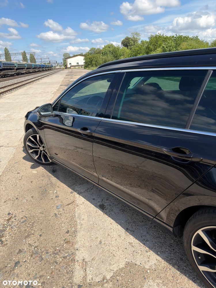 Volkswagen Passat 2.0 TDI SCR DSG - 7