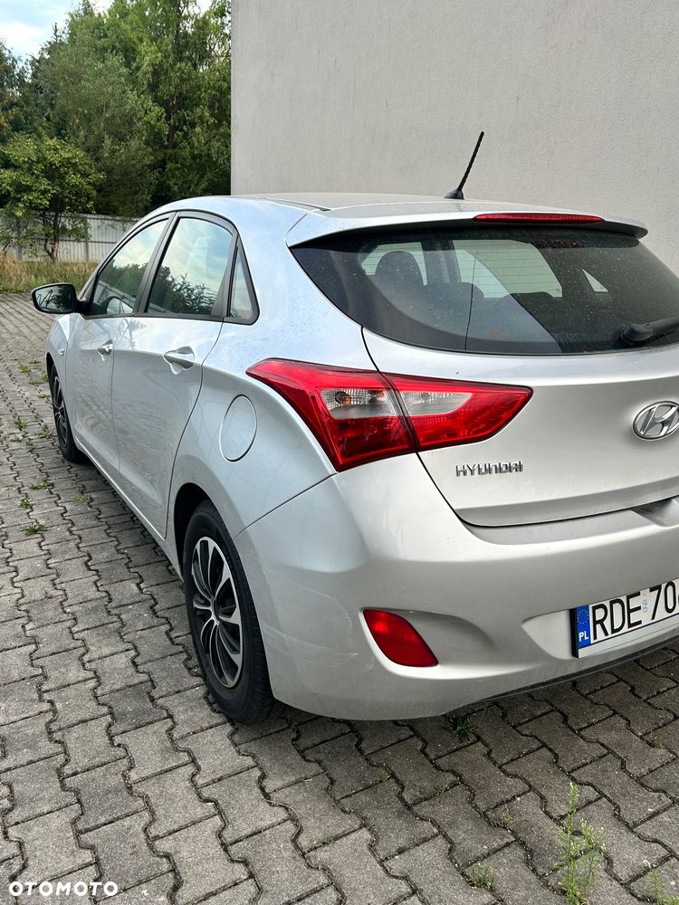 Hyundai i30 1.4 CRDi Comfort - 4