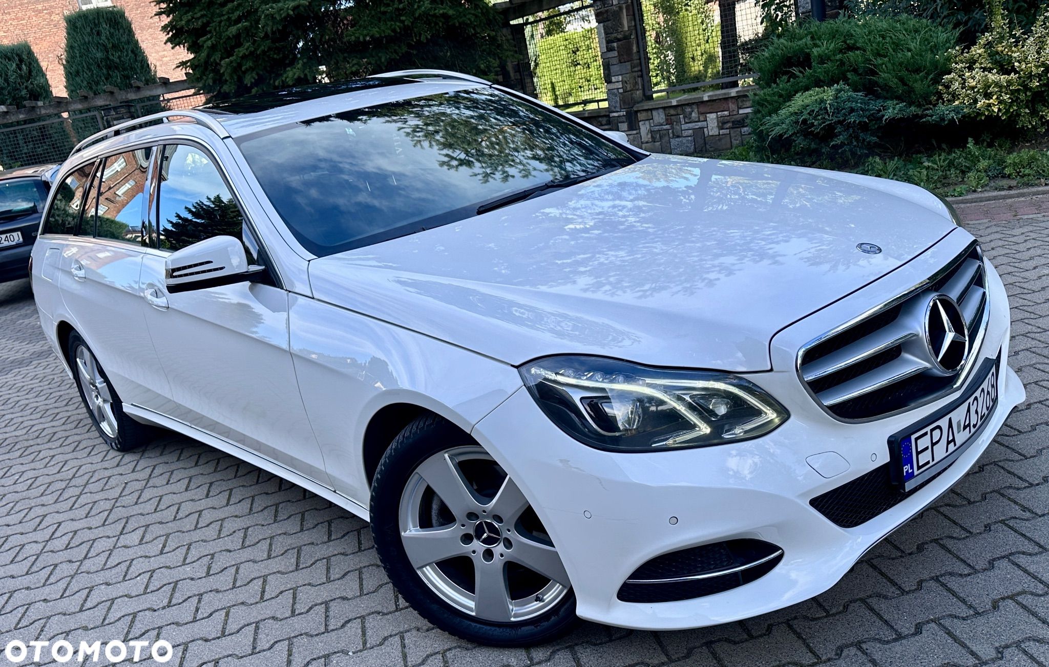 Mercedes-Benz Klasa E 200 CDI 7G-TRONIC - 1