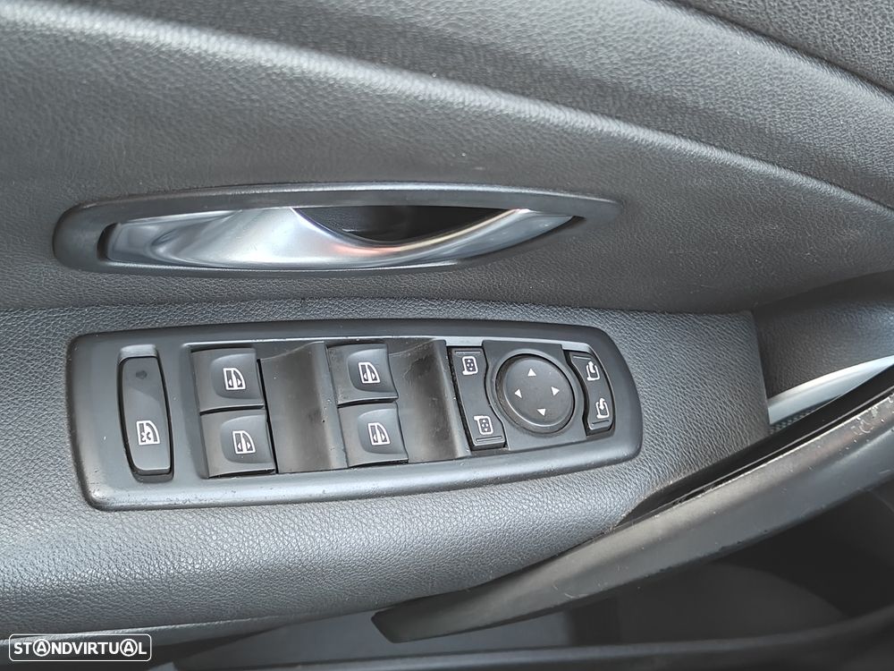 Renault Mégane Sport Tourer 1.5 dCi Dynamique S CO2 Champion - 10