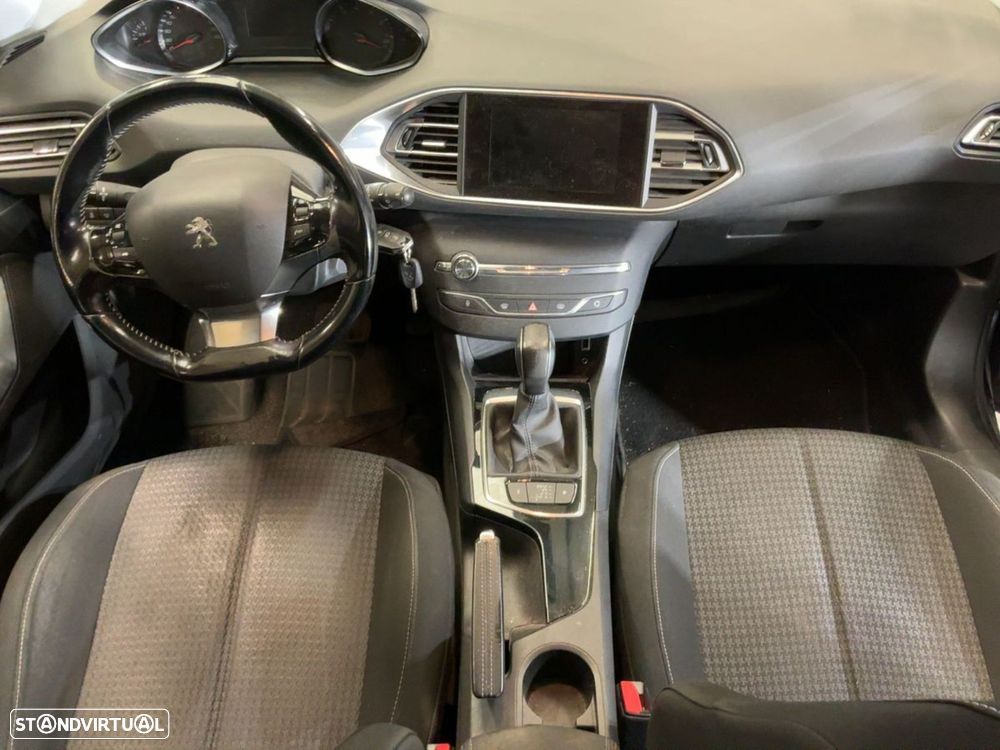 Peugeot 308 - 2