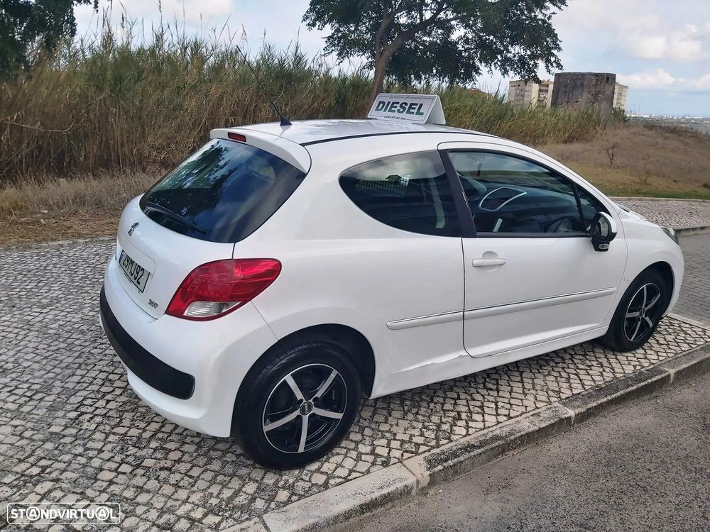 Peugeot 207 1.4 HDi Sport - 14