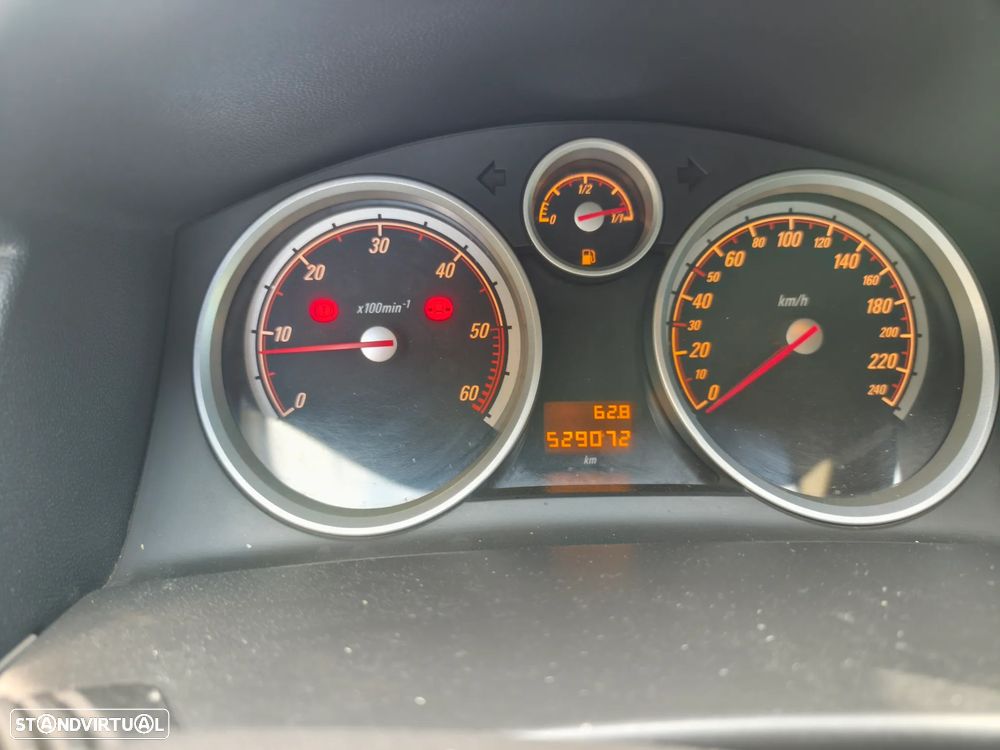 Opel Astra - 2