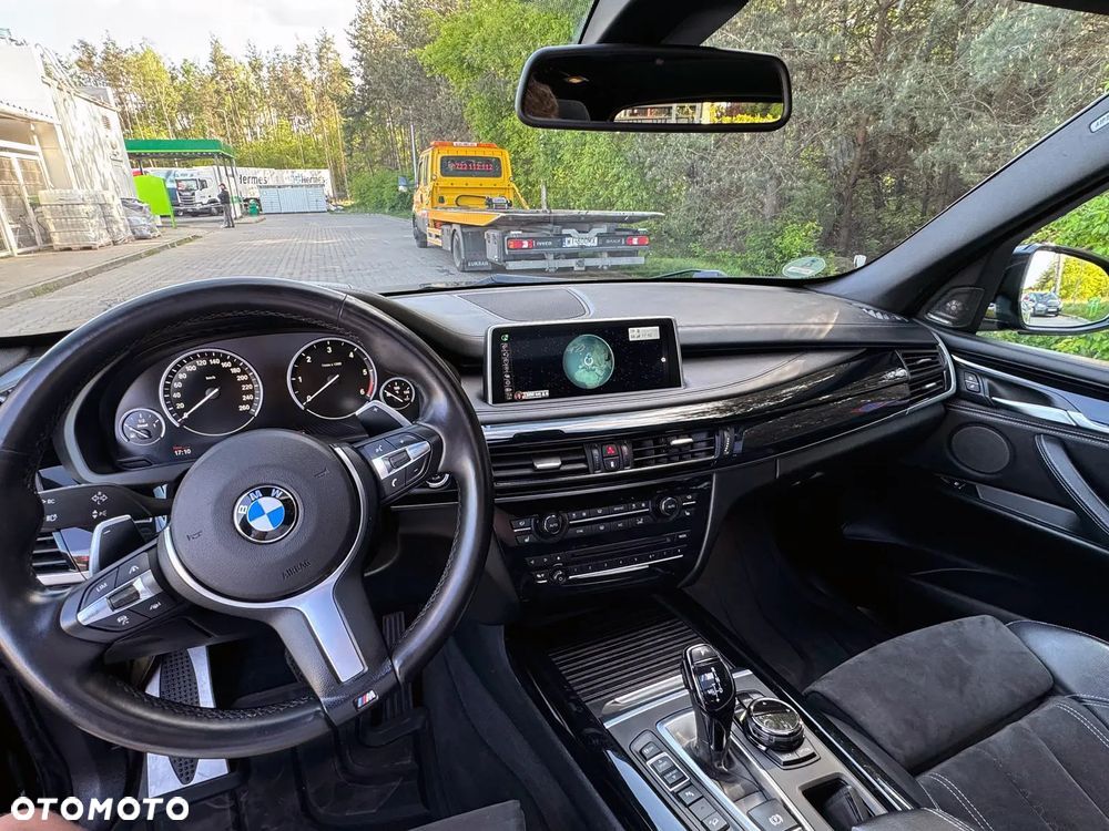 BMW X5 M M50d - 10