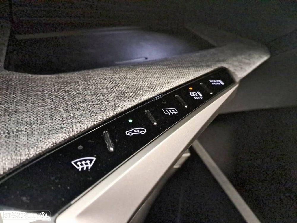 Peugeot 5008 1.2 Hybrid Allure e-DCS6 - 22