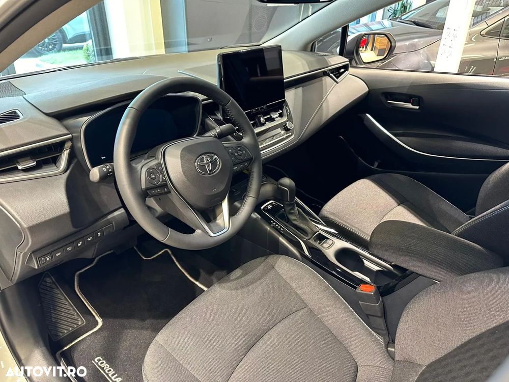 Toyota Corolla 1.8 HSD Business - 5