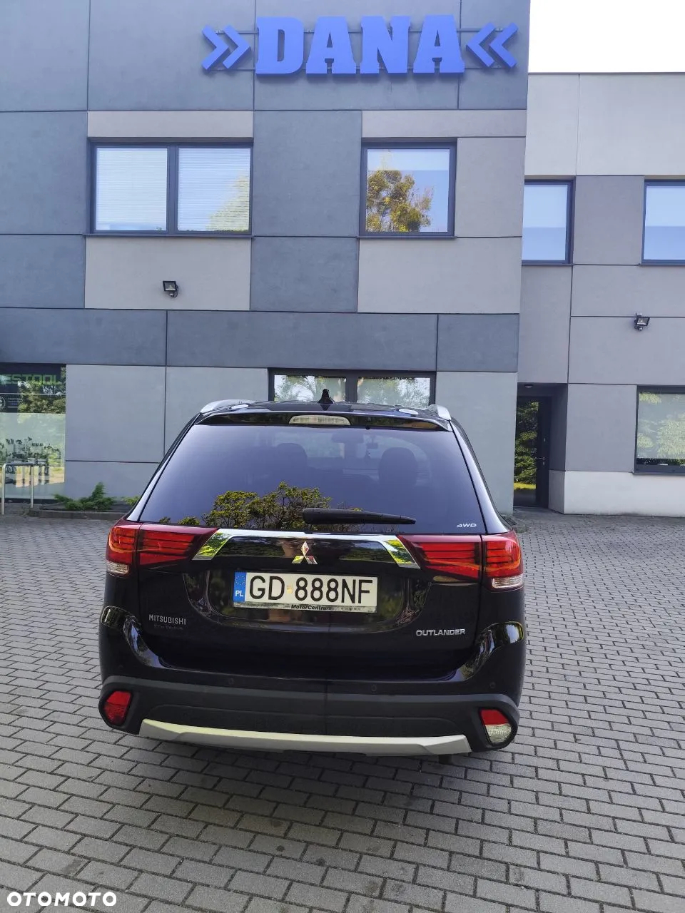 Mitsubishi Outlander 2.2 DID Intense + 4WD - 8