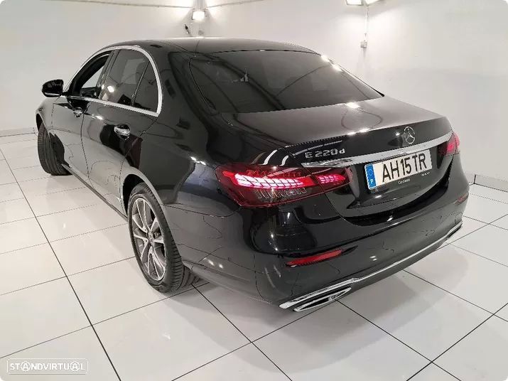 Mercedes-Benz E 220 d Avantgarde - 4