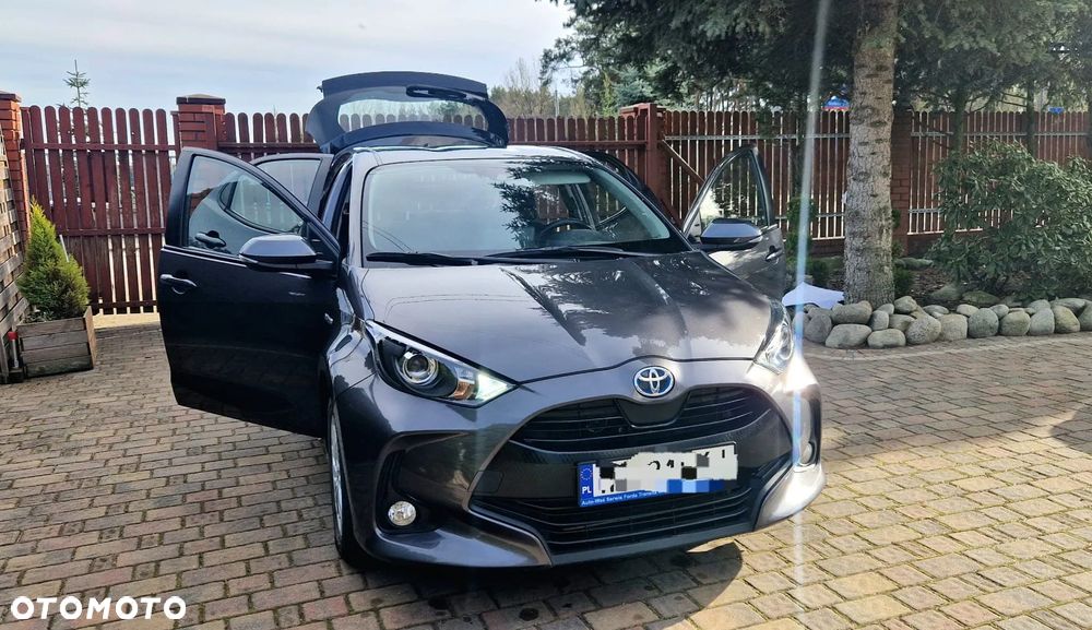 Toyota Yaris 1.5 VVT-i Selection - 11