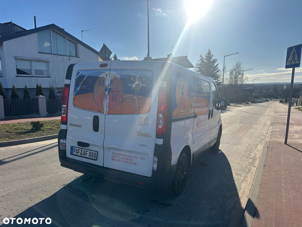 Renault Trafic - 8
