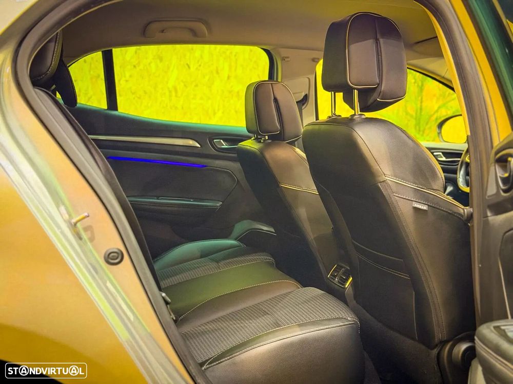 Renault Mégane 1.5 dCi Bose Edition - 36