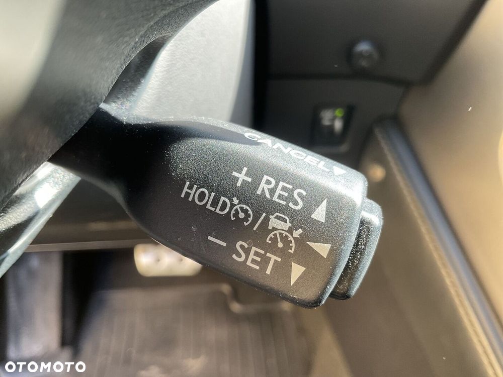 Lexus NX 300h F Sport Edition AWD - 30