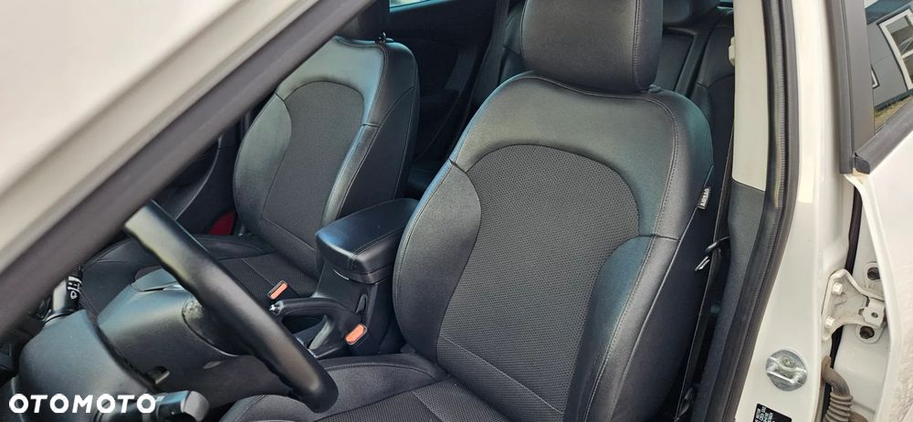 Hyundai ix35 2.0 CRDi Comfort 4WD - 20