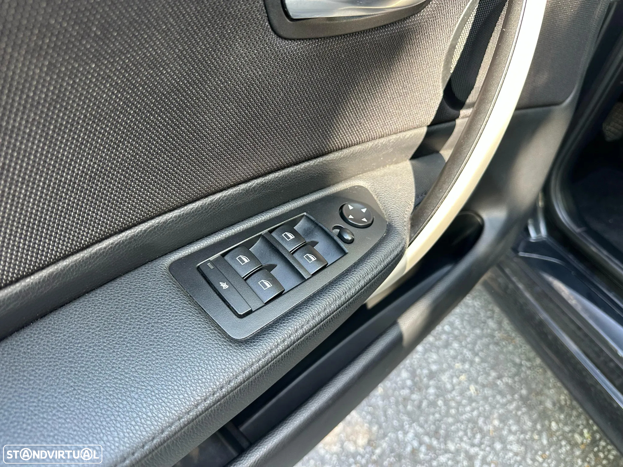 BMW 118 d Pack M - 16