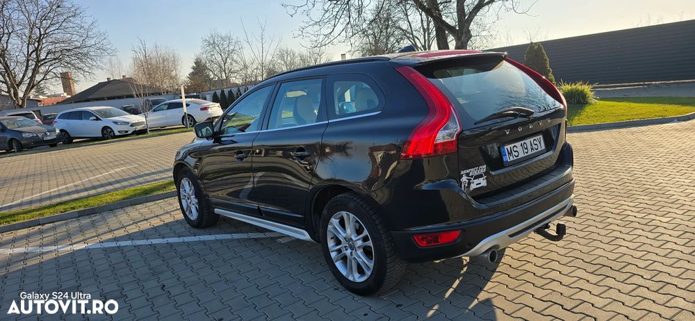 Volvo XC 60 D5 AWD Aut. RDesign - 4
