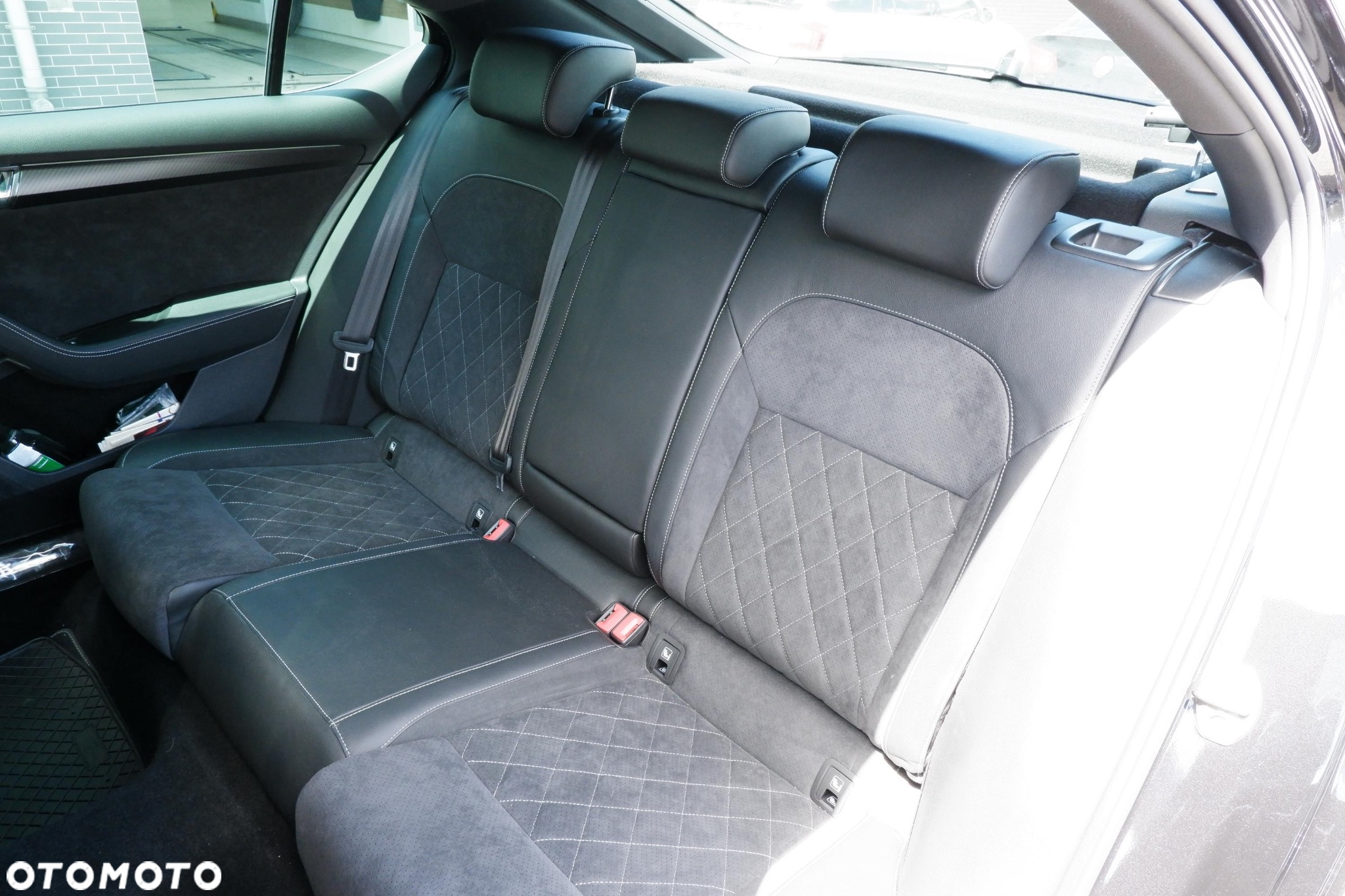Skoda Superb 1.4 TSI Plug-In Hybrid Sportline DSG - 13