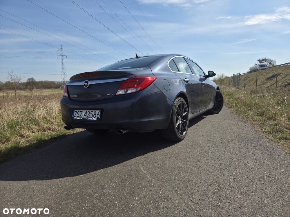 Opel Insignia - 2