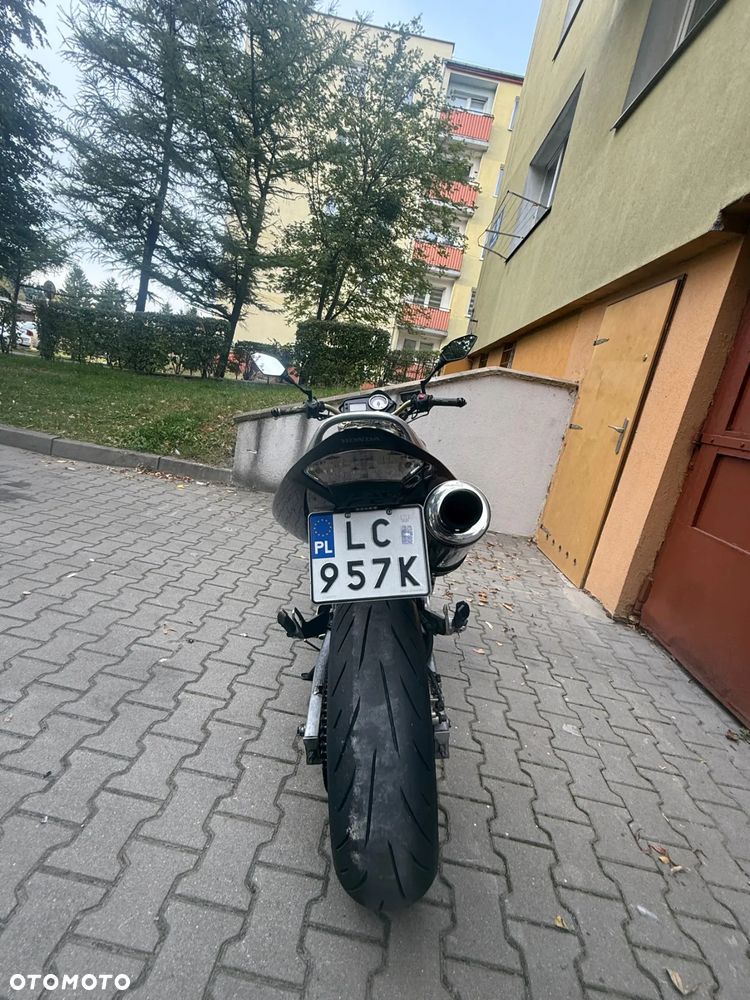 Honda Hornet - 11