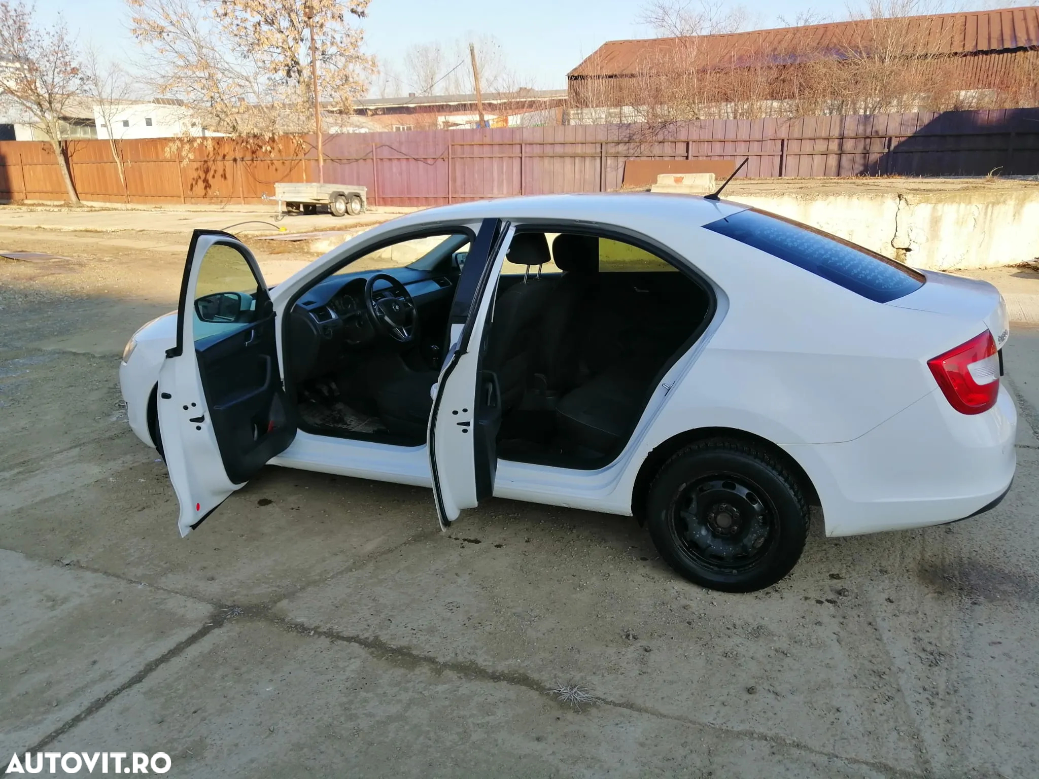 Skoda RAPID 1.6 TDI Active - 9