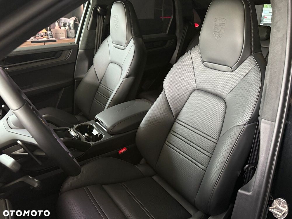 Porsche Cayenne - 13